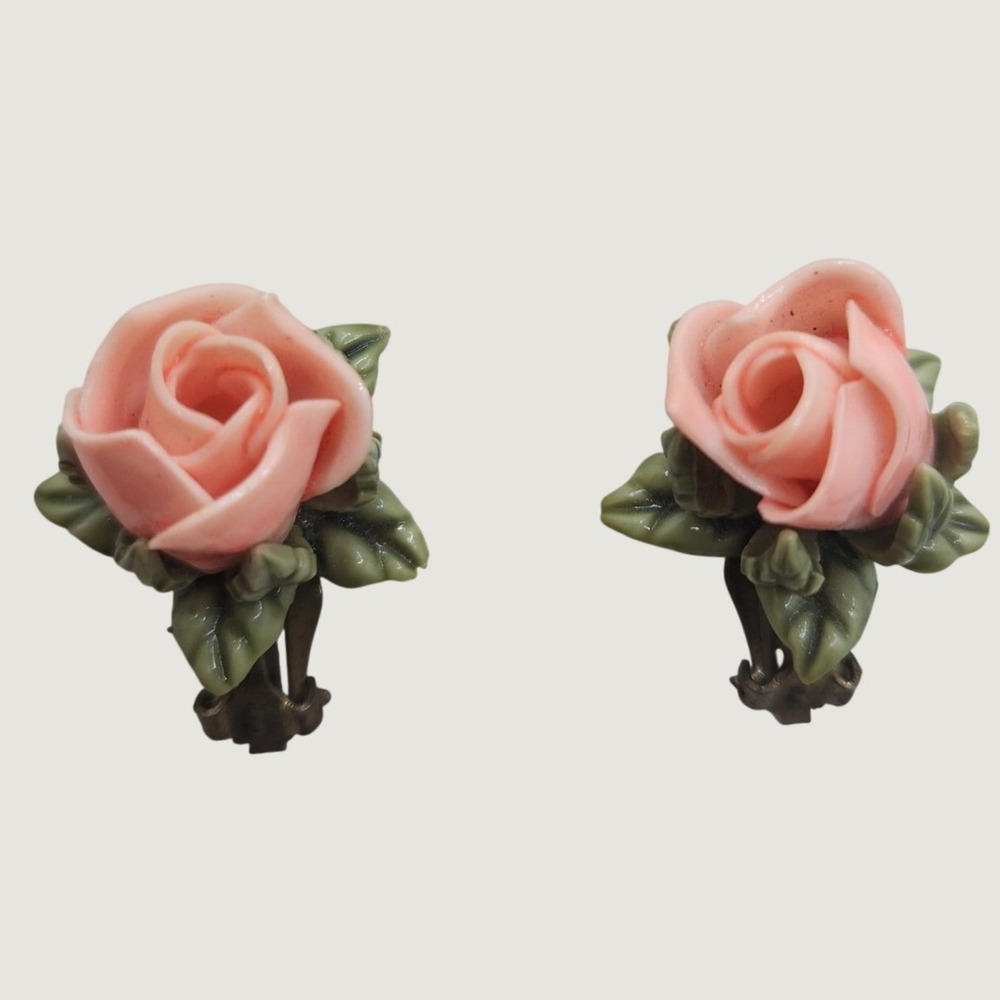 Vintage Pink Rose Flower Clip On Earrings Dimensional Resin Romantic Floral
